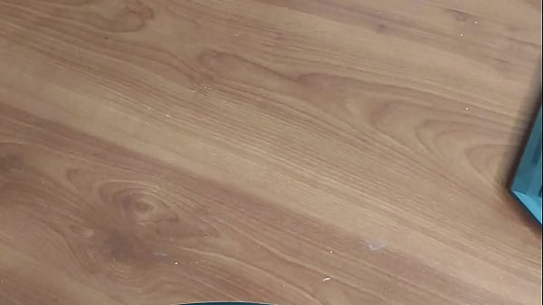 bañandome mientras muevo el culo