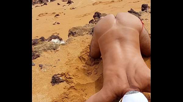 Ladysilva minha bunda gostosa de marquinha na praia