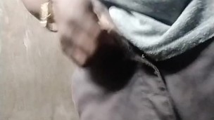 African Public Urinary (Dablackpee)