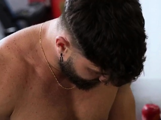 Heath Halo and Rob Quin fuck around the house