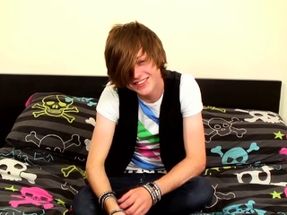 Homo Twink Tyler Archers Works On His Delicious Uncut Meat