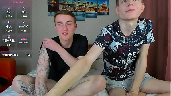 Alpha Twink Sneering While Teasing His 23cm