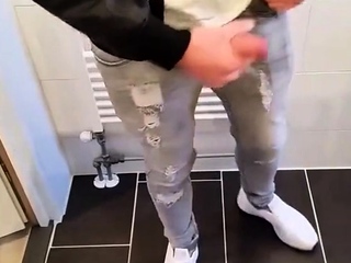 Amateur Webcam Handjob with a Big Cock