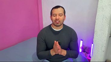 Empleado Carpintero dotado se folla a pelo a twink culon dentro del trabajo! Relato sexual