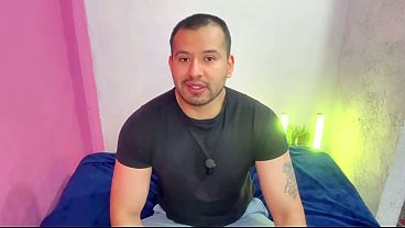 Hombre casado tiene un amante joven twink al que preña a escondidas de su esposa! Relato sexual