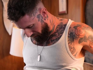 TRAILERTRASHBOYS Cop Sucks Deep